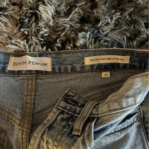 Aritzia Denim Forum Joni High Rise Loose 29L Jeans​​ - Picture 3 of 8